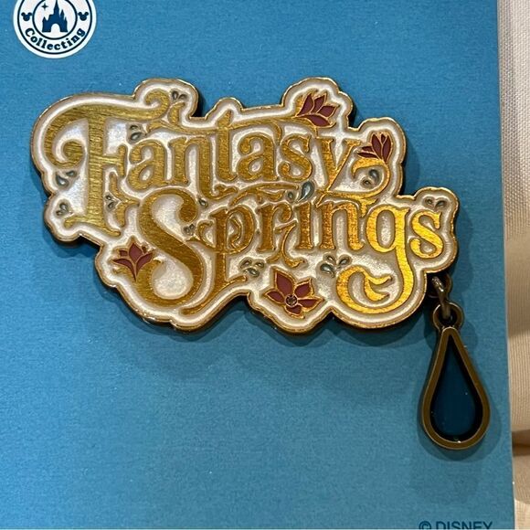 Tokyo DisneySea Disney Parks X Fantasy Springs Logo Dangling Gem Enamel Pin NWT - Picture 1 of 4
